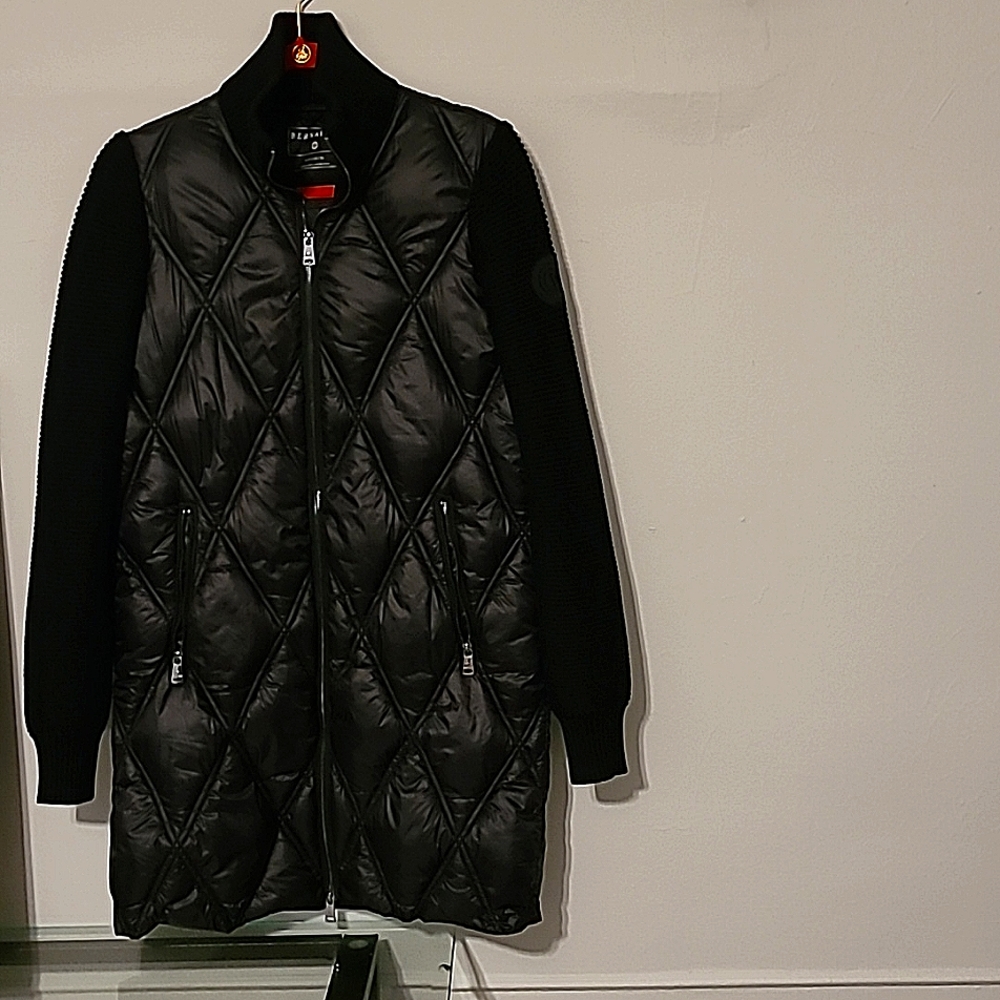 Bernardo Black Quilted Puffer Coat